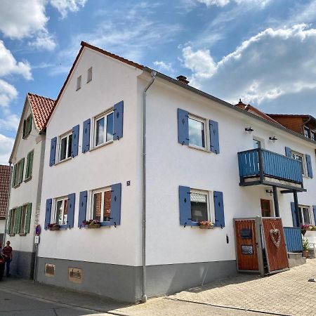 Gaestehaus Sellemols Ferienwohnung Korbmacher Heuchelheim-Klingen Bagian luar foto